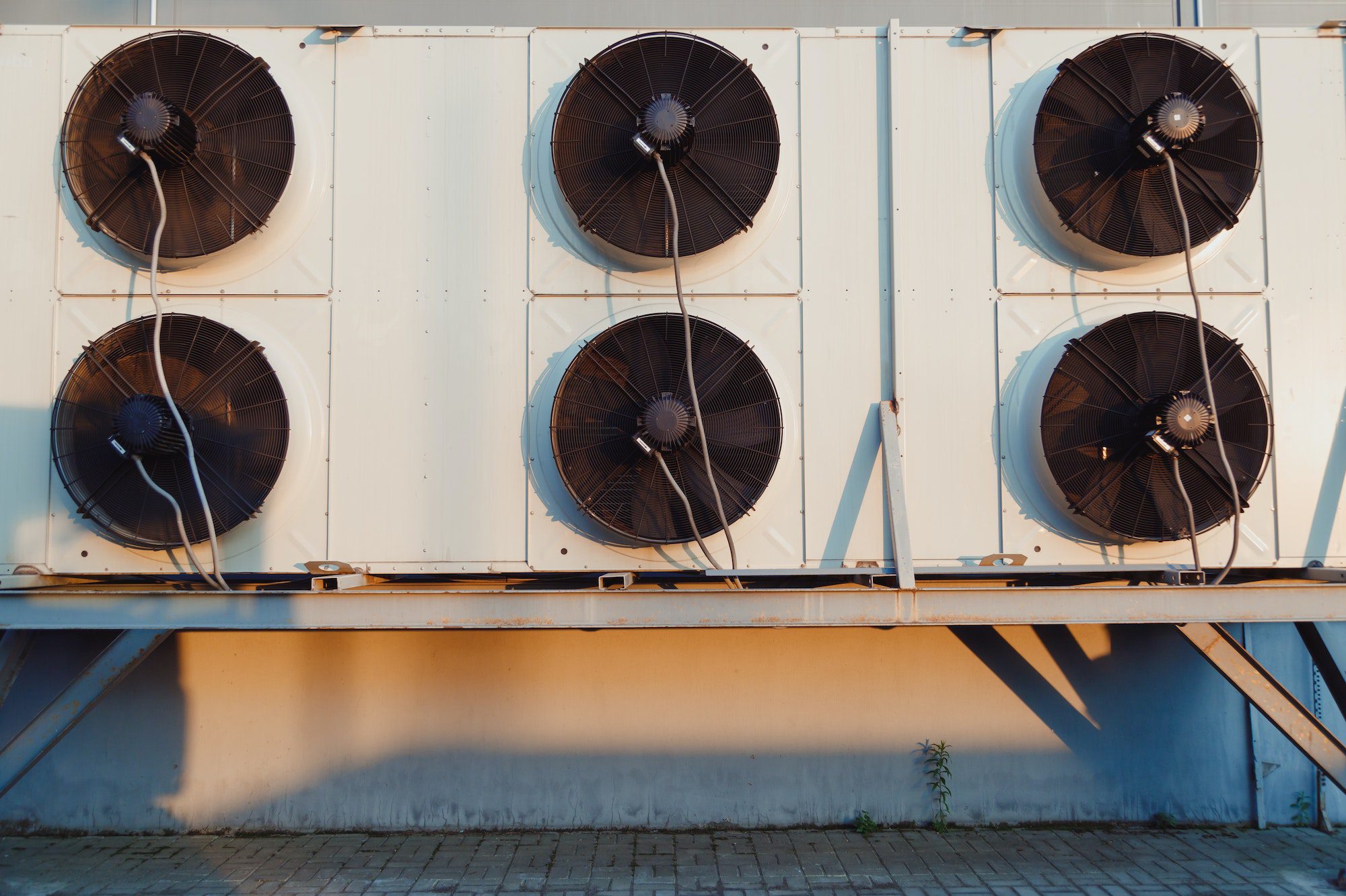 Increase Your Business Value with COMMERCIAL ROOFTOP HVAC UNITS!
