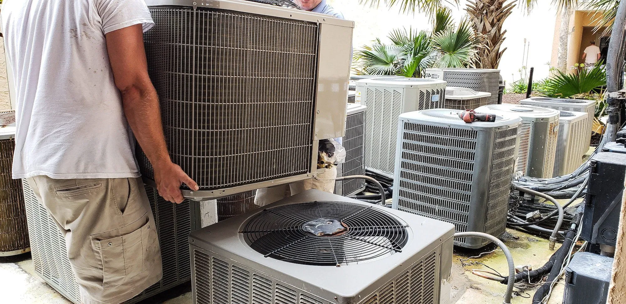 Why Your Business Needs a COMMERCIAL ROOFTOP HVAC UNIT!