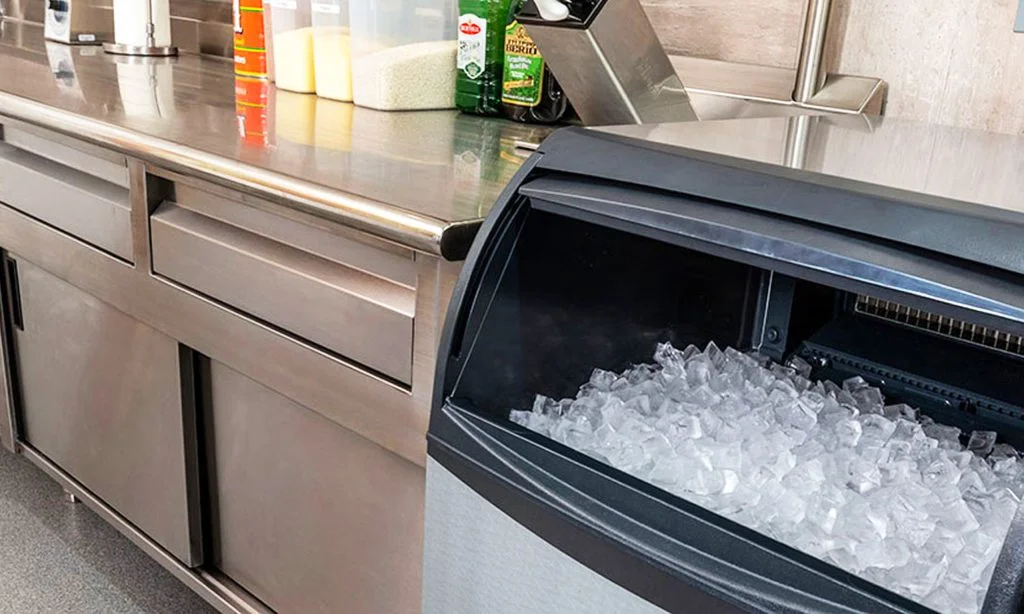 Unity Cooling Systems Inc. Why a Restaurants Must Have Their Own Ice Machine