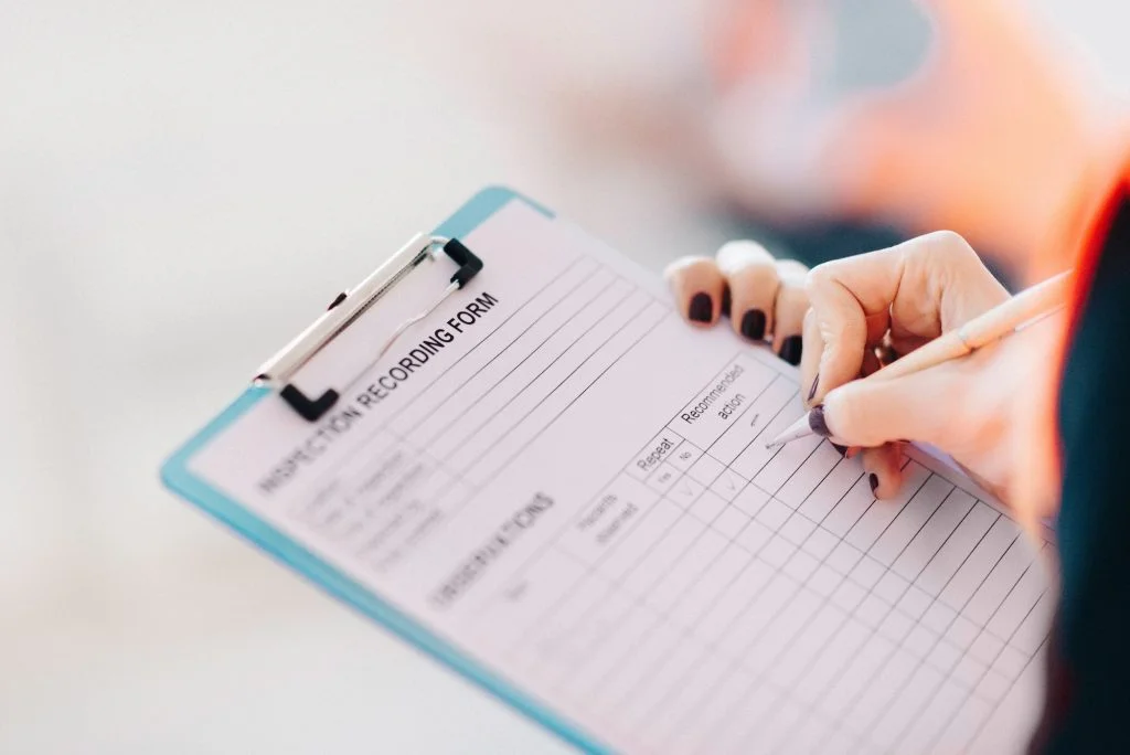 Maintenance Engineer with checking list